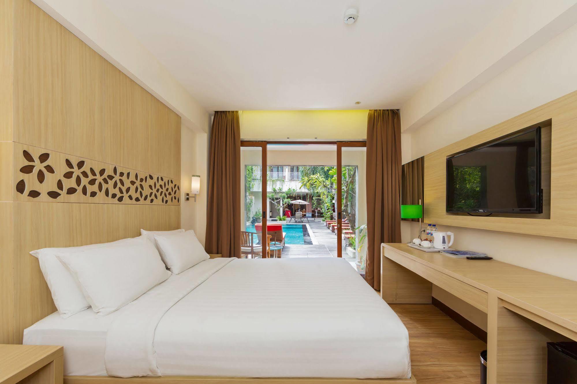 Vihan Suites Bali Kuta Lombok Esterno foto